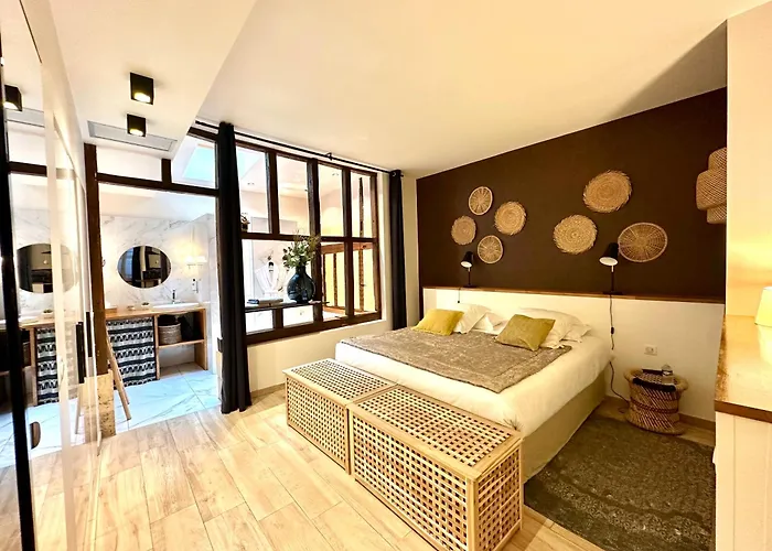 La Suite 48
